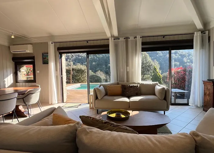 Les Brugas De Camias Ferienhaus *